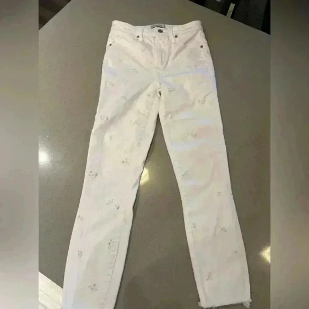 Abercrombie and fitch high rise skinny jeans